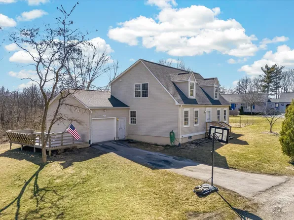 110 Sarahs Way, Middlebury, VT 05753