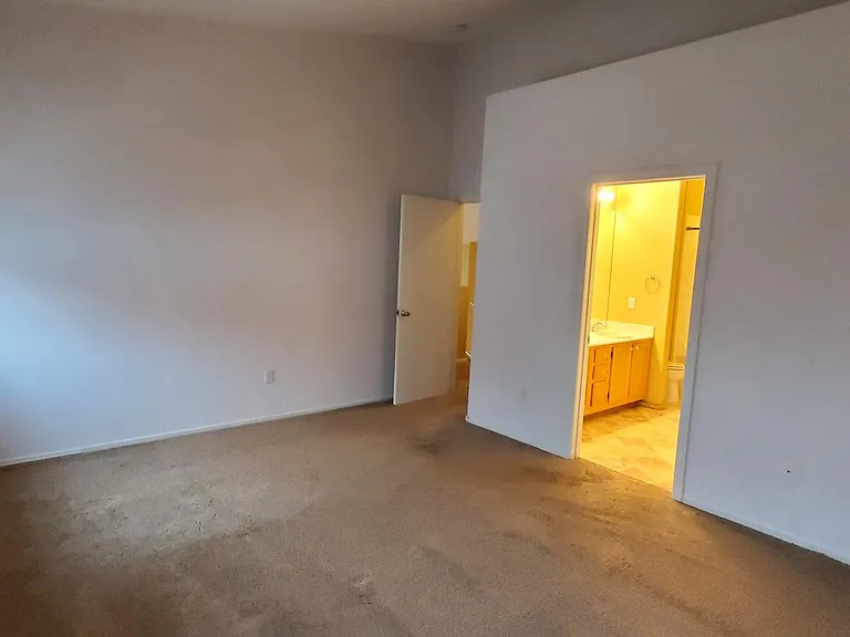 8719 Villa Jeremiah Ln — Photo 13