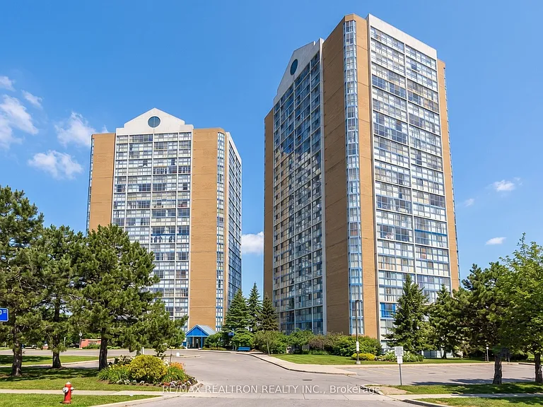 25 Trailwood Dr #2403 — Photo 2