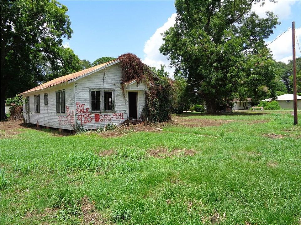 2nd image of 716 Branch St