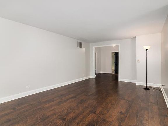 5th image of 6517 Taylor Dr