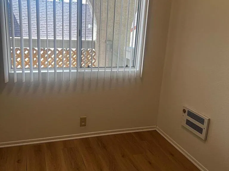 1132 E Meta St #5 — Photo 14