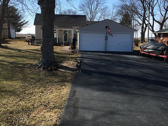 4th image of 906 N County Road 800e