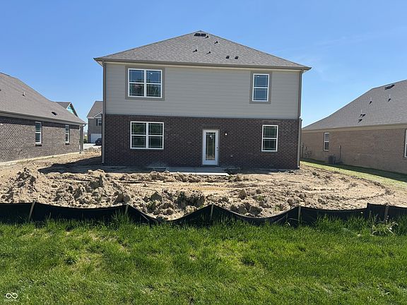 2nd image of 1378 Foxtail Ln