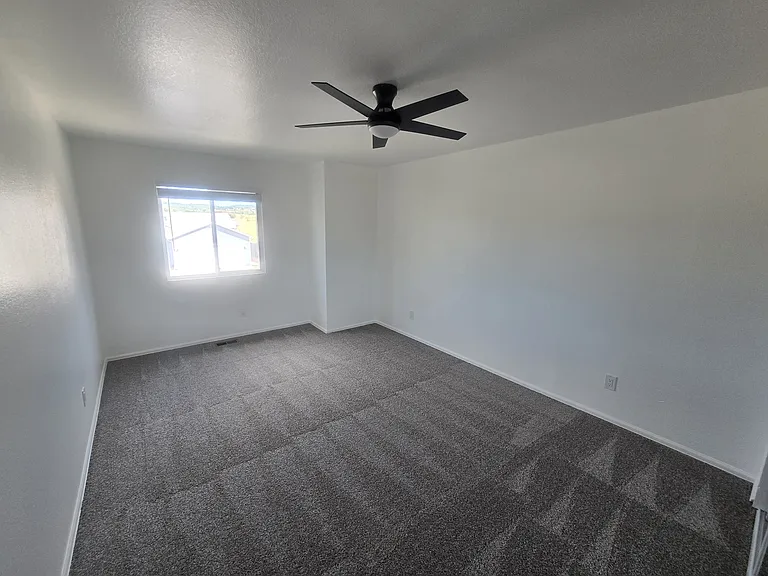788 Century Ln #B — Photo 8