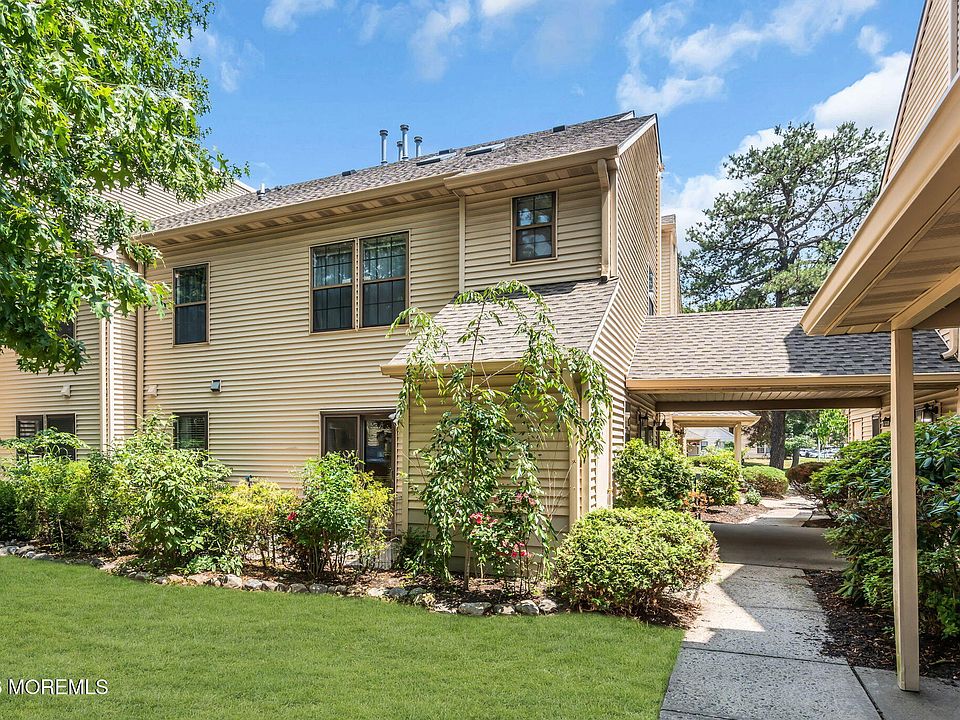 1st image of 408 Daisy Court