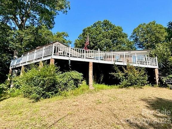 4th image of 3951 Moorelane Park Dr