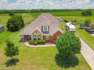 1449 Meadowbrook Ln, Nevada, TX 75173