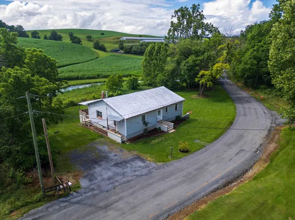 5942 Mossy Creek Rd, Bridgewater, VA 22812