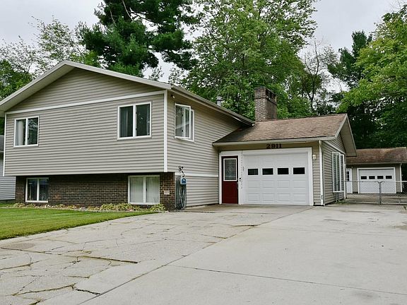 3rd image of 2911 Spruce St