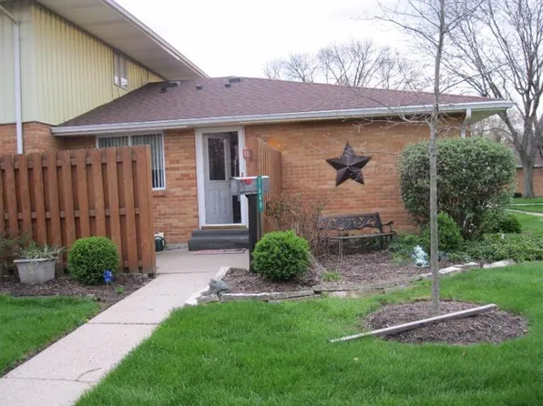 1649 Mars Hill Dr, Dayton, OH 45449