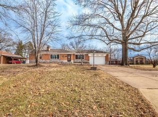 10628 Lavinia Dr, Saint Louis, MO