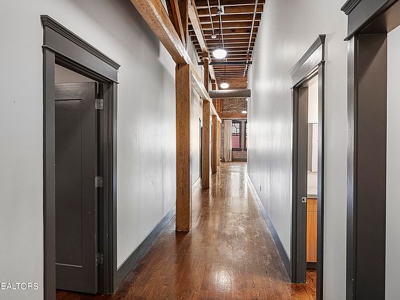 4th image of 416 S Gay St APT 401