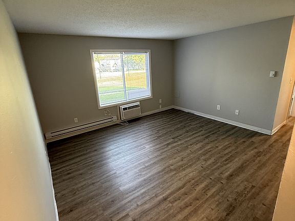 5th image of 725 S 11th St #4
