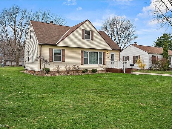 2nd image of 5196 Chestnut Hill Dr