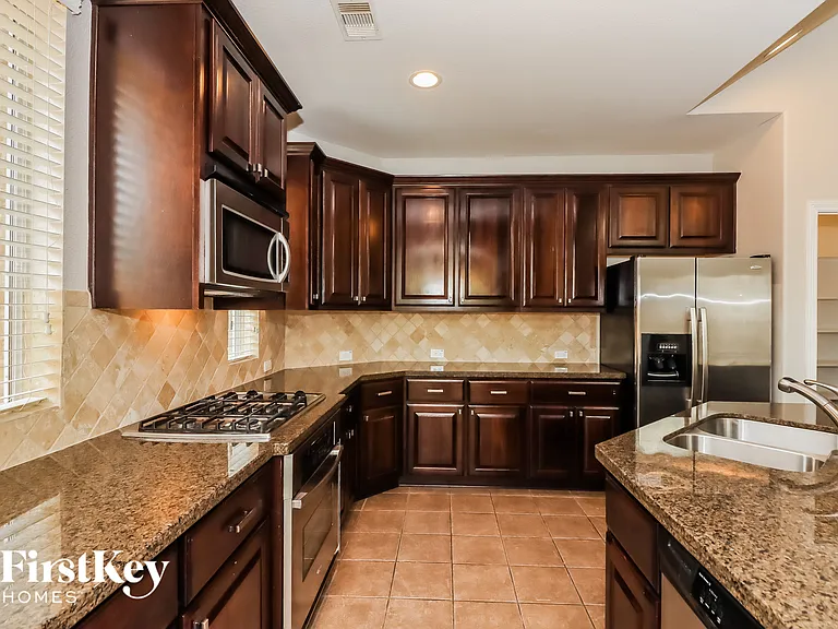 10911 Visconti Ct — Photo 7