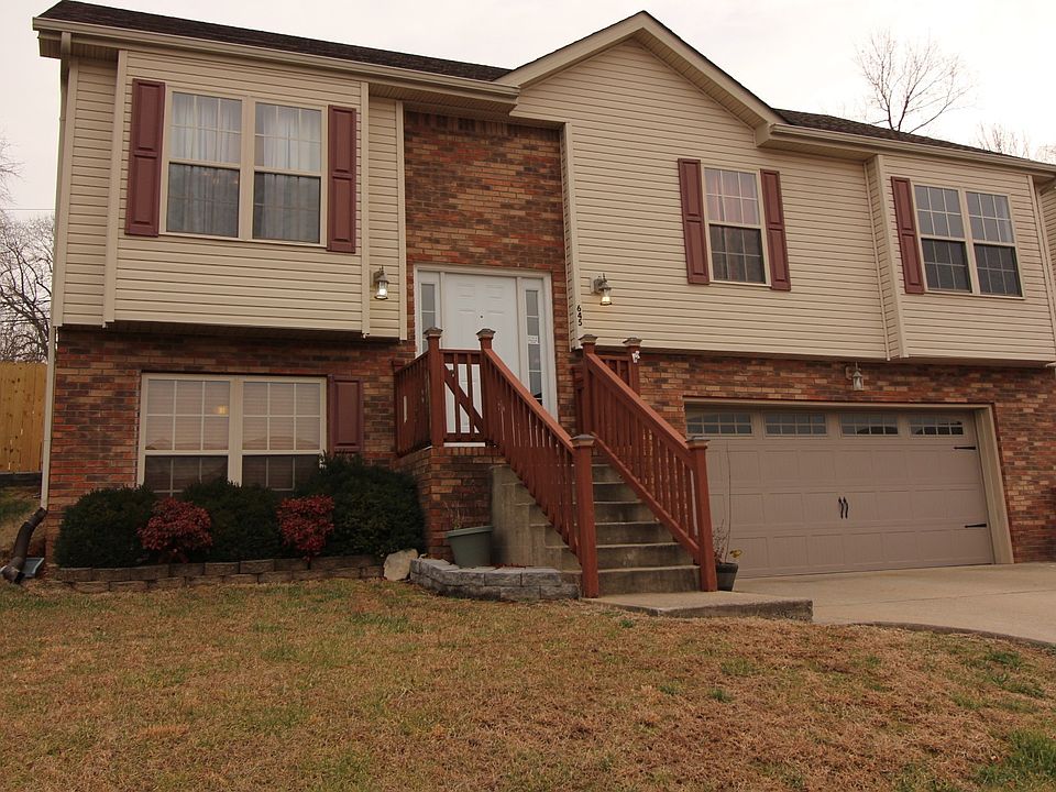 1st image of 645 Foxfield Dr