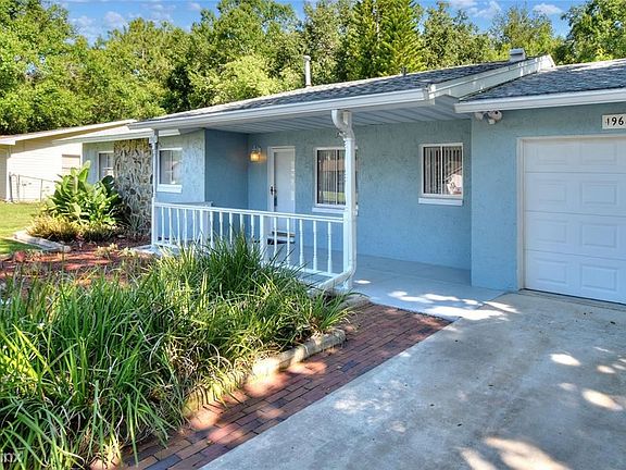 3rd image of 1963 Camelot Ct SW