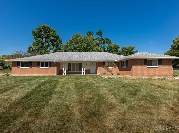 7325 Eagle Creek Dr, Dayton, OH 45459