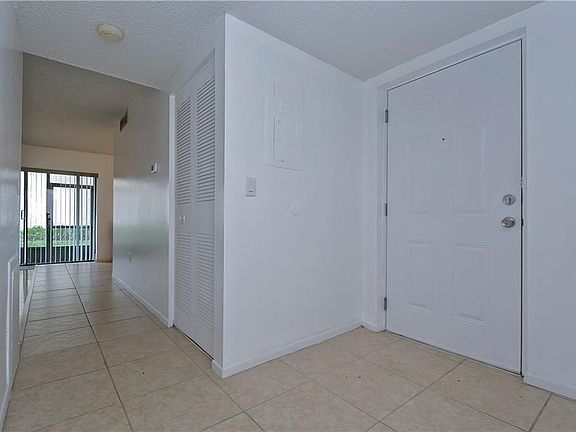 4th image of 11415 8th Way N APT 605