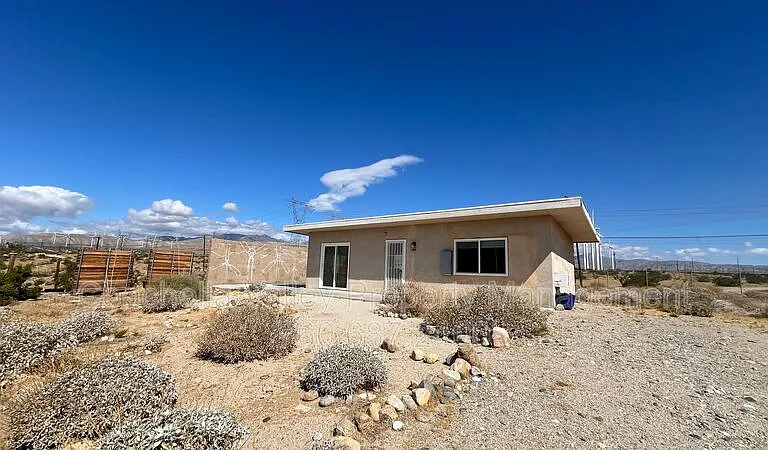 61850 Sagebrush Rd — Photo 3