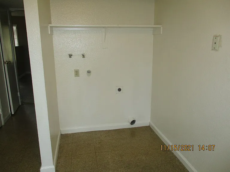 202 W Dakota Ave #109 — Photo 17
