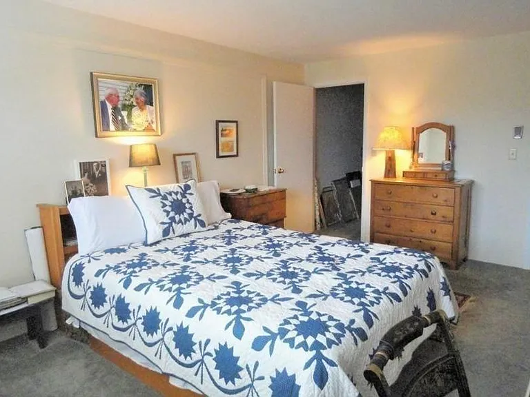 16 Mayberry Dr #A — Photo 4
