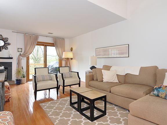 4th image of 1201 Brentwood Dr