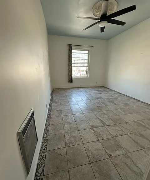 3109 W 6th St #8 — Photo 1