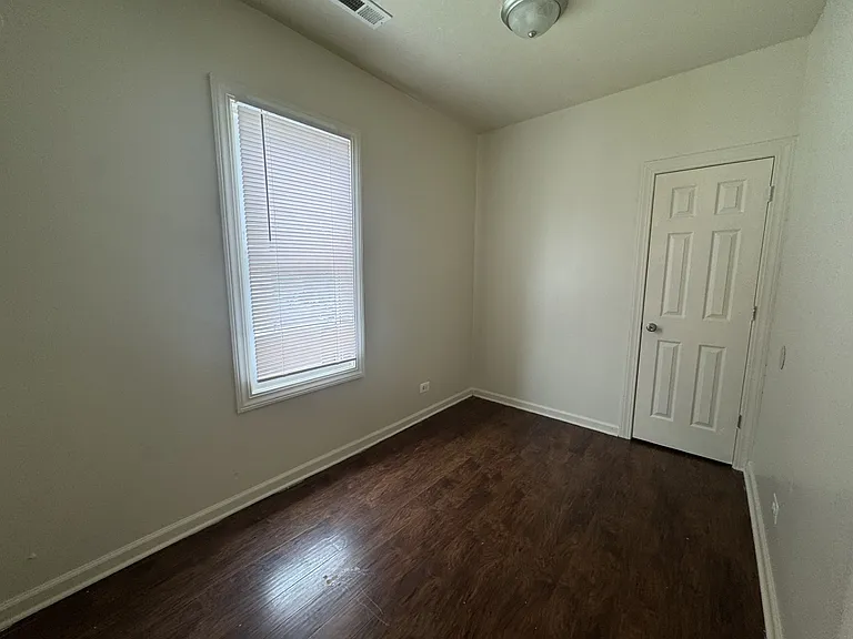 8720 S Saginaw Ave #2 — Photo 7