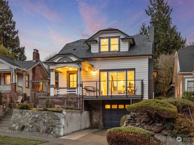3934 Interlake Avenue N, Seattle, WA, 98103