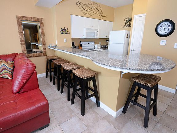 4th image of 9900 Thomas Dr Unit 1618