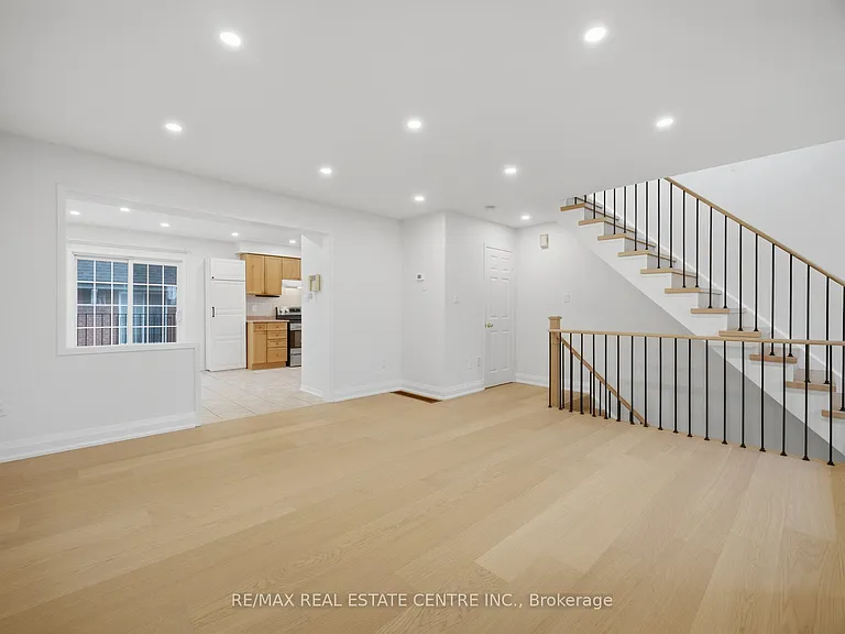 2360 Parkhaven Blvd #10 — Photo 11
