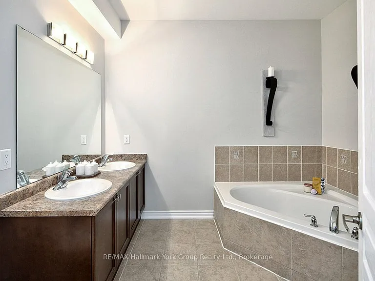 689616 Monterra Rd #18 — Photo 18