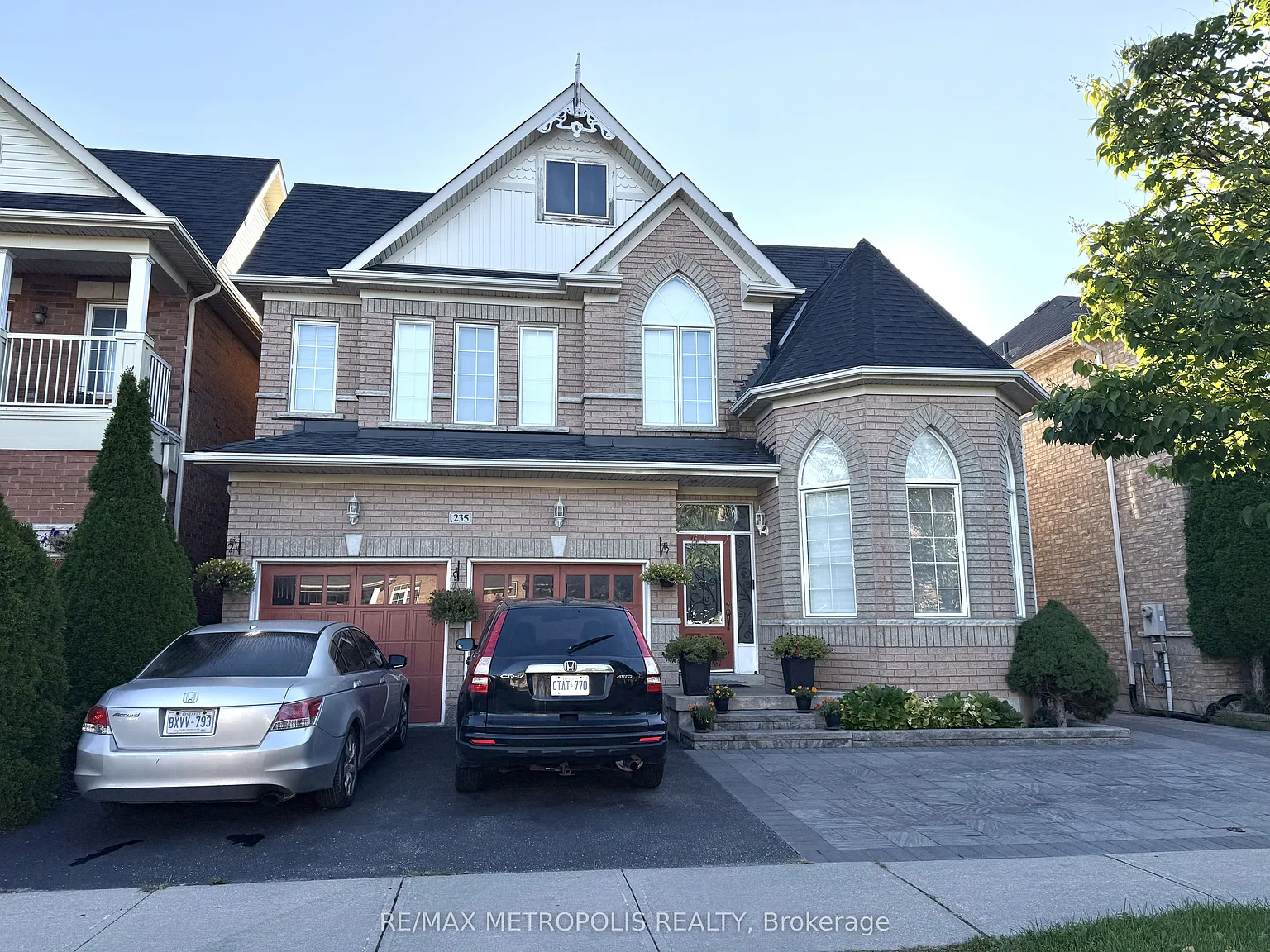 2 bed, $1,800 — Photo 3