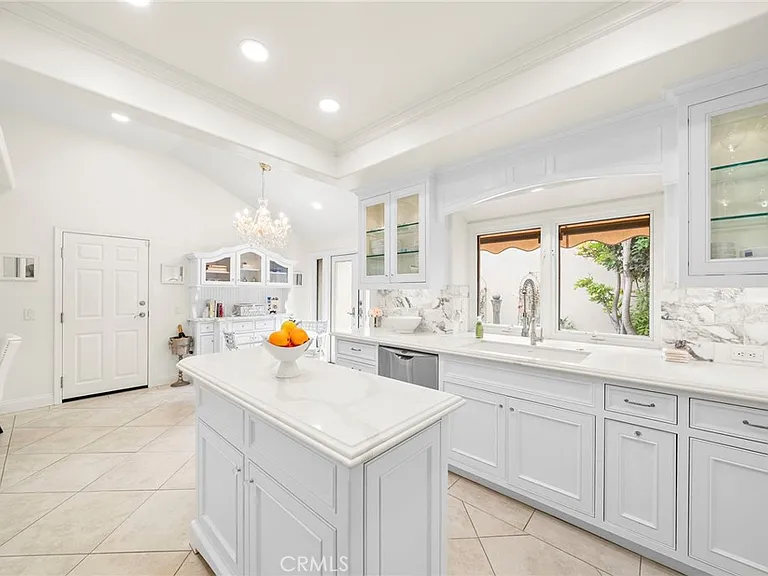 15 Sea Cove Ln — Photo 9