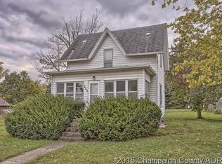 203 E Oak St, Mahomet, IL