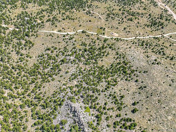 2nd image of 112 Yankee Hill Trail