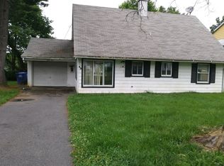 49 Pastoral Ln, Willingboro, NJ 08046