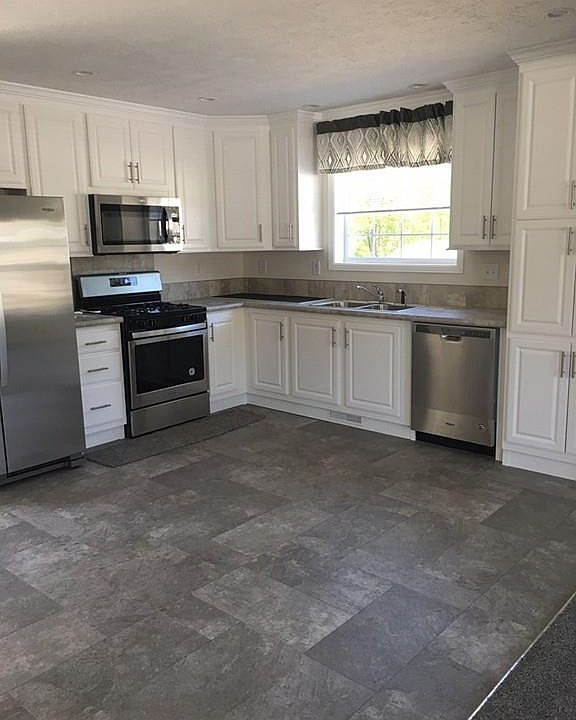 2nd image of 6 Mason St #80