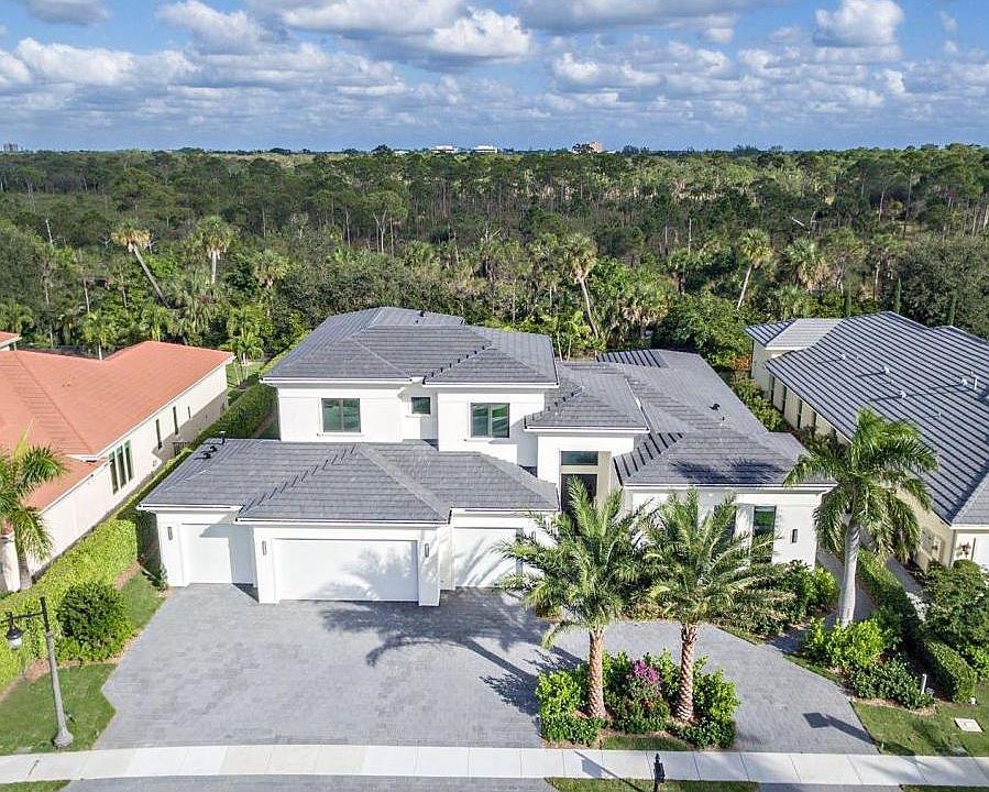 1st image of 663 Hermitage Circle