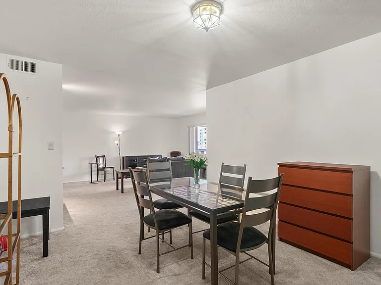 7910 E Camelback Rd #312 — Photo 5