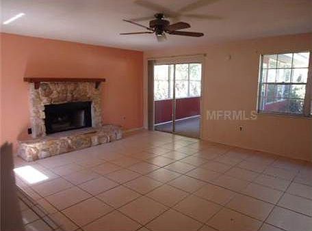 4th image of 3825 Magnolia Dr