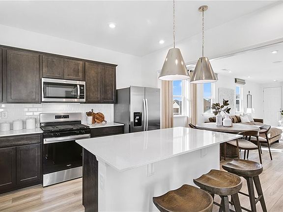 7th image of this home