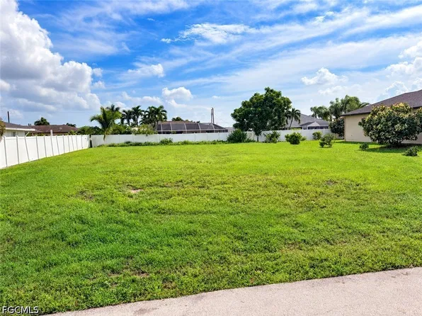 1124 SE 31st Ter, Cape Coral, FL 33904