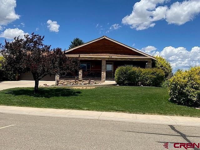 1st image of 704 Jennings Drive