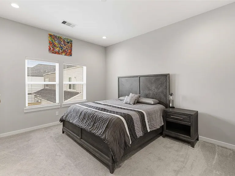 417 Stonework Landing Ln — Photo 10