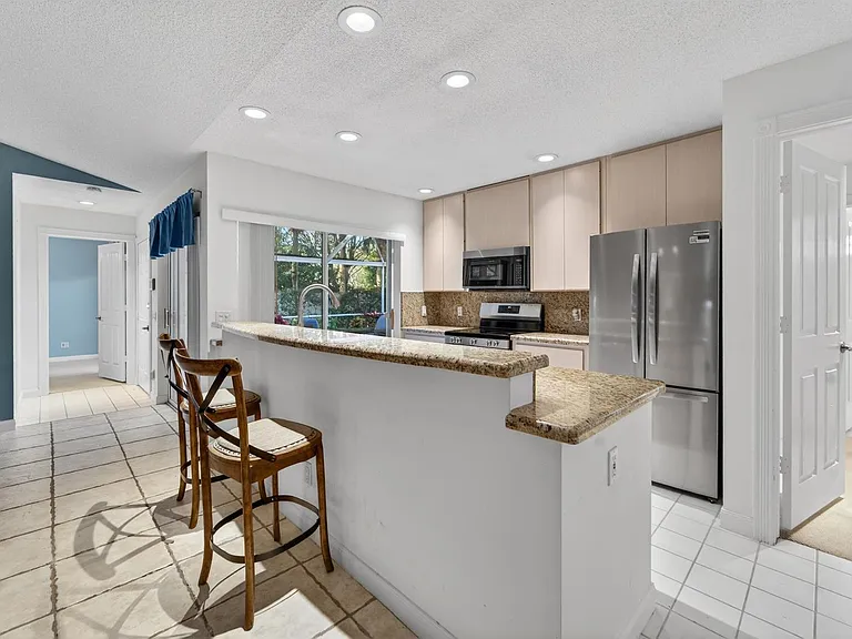 304 Sun Terrace Ct — Photo 13