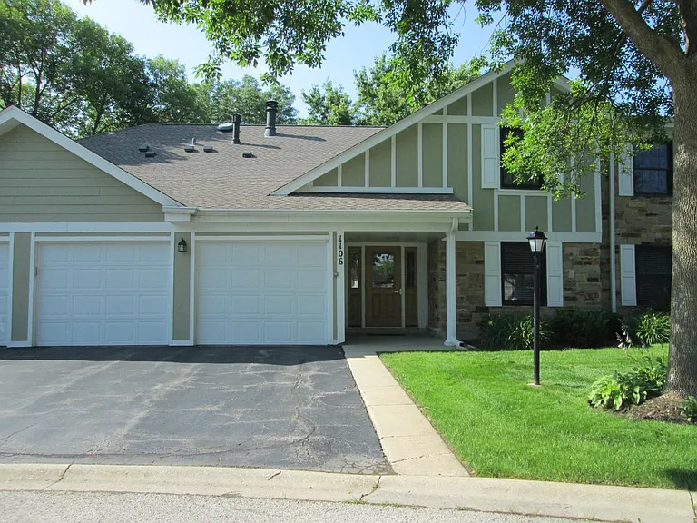 1106 Wildberry Ct #B1 — Photo 3