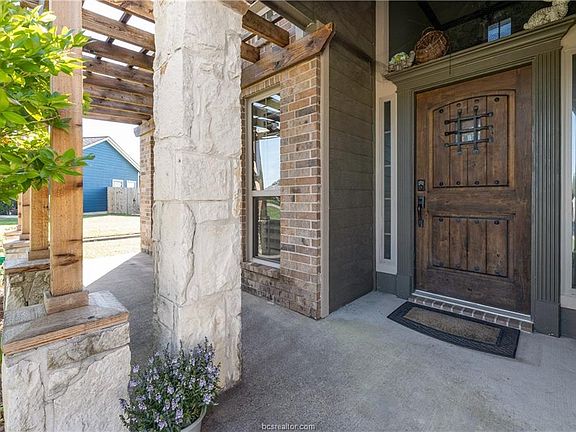3rd image of 3801 Wild Horse Creek Ct